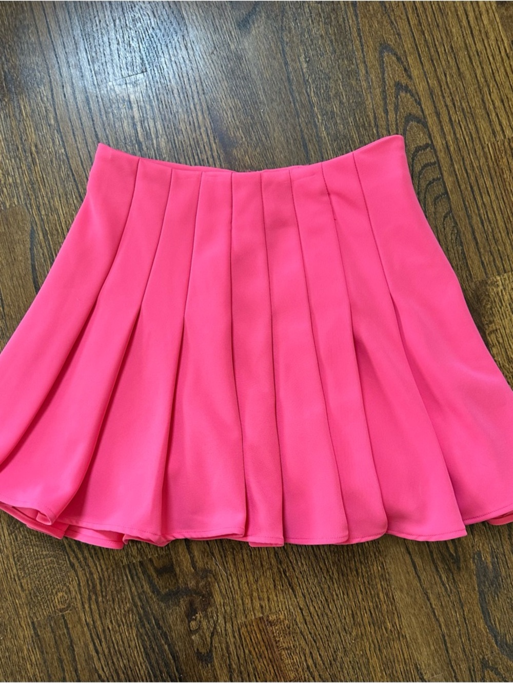 H&M Pink Pleated Skater Mini Skirt, High Waisted, Woman’s 6 NWT
